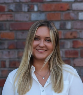 Frau Jule Engemann