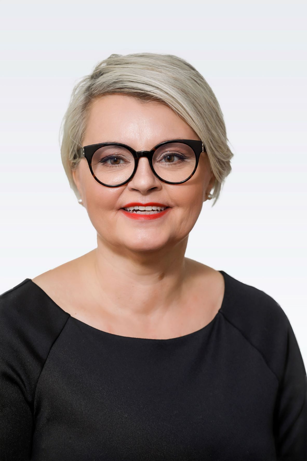 Frau Ursula Smida-Siedler